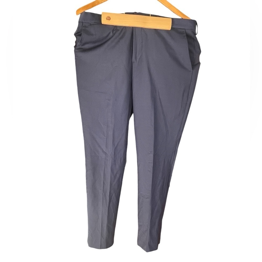 💙🔥Deep Navy EXPRESS wool blend pants.  All season and lightweight. A staple!